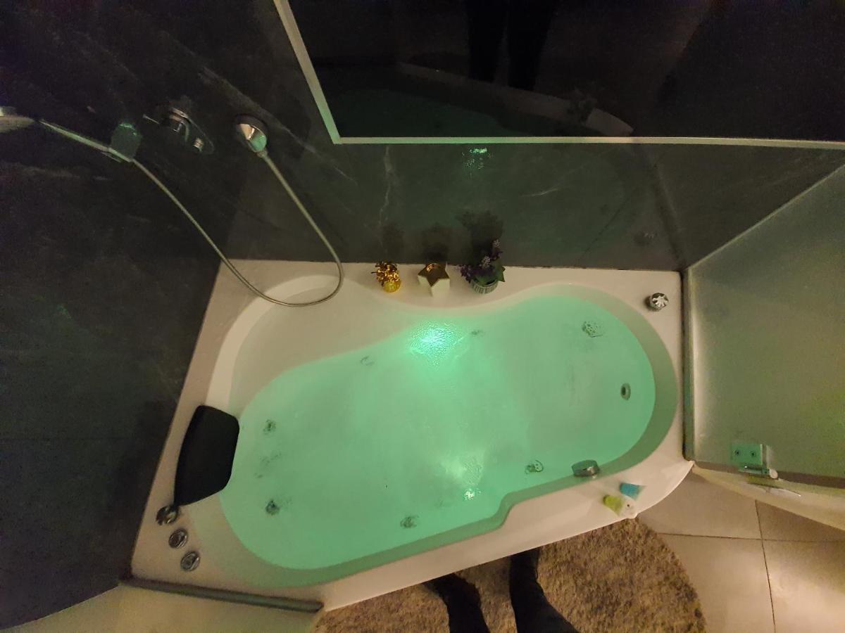 אילבן Eleven Spa Suites Jeruzalém Exteriér fotografie
