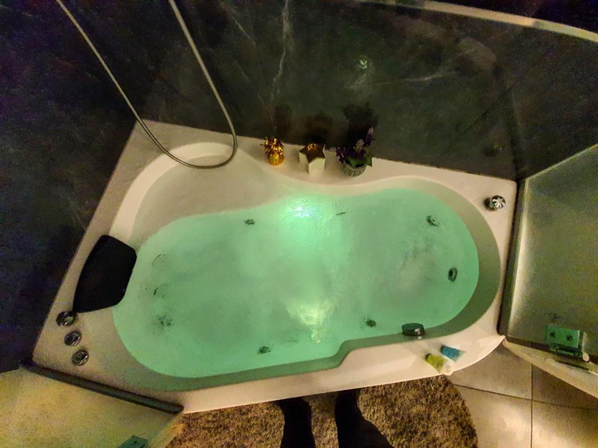 אילבן Eleven Spa Suites Jeruzalém Exteriér fotografie